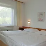 Lanz Haus Kmb Seeappartement Am Ossiacher See, Hallenbad, Skiarena Gerlitzen * Tschoran